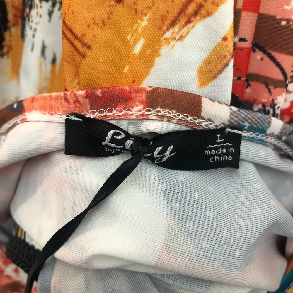 Lily Bell Sleeve Geometric Pattern Shirt - Picture 13 of 13